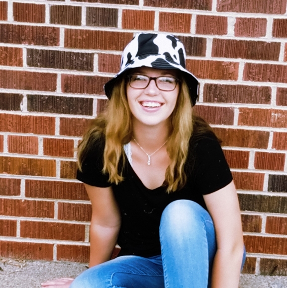 Meet your Posher, Chelsea - Picture 1 of 1